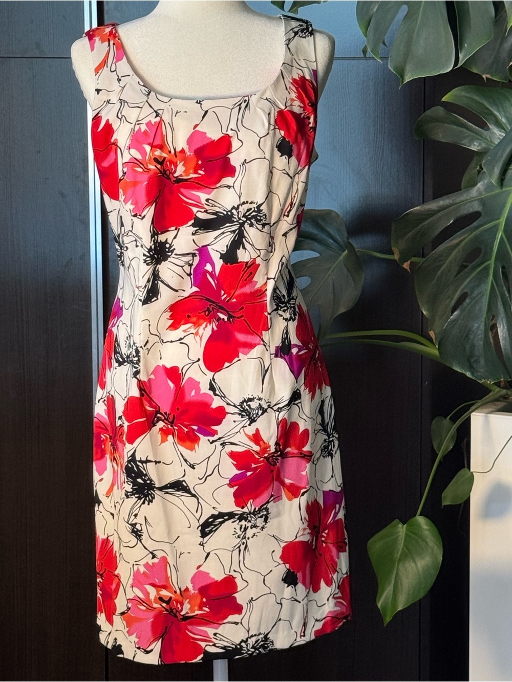 Perceptions Cream Sheath Dress with Red & Pink Floral Print
